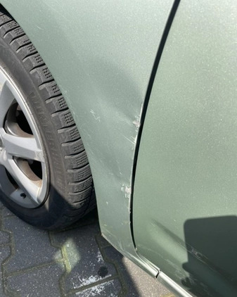 Toyota Prius cena 23500 przebieg: 334000, rok produkcji 2006 z Warszawa małe 137